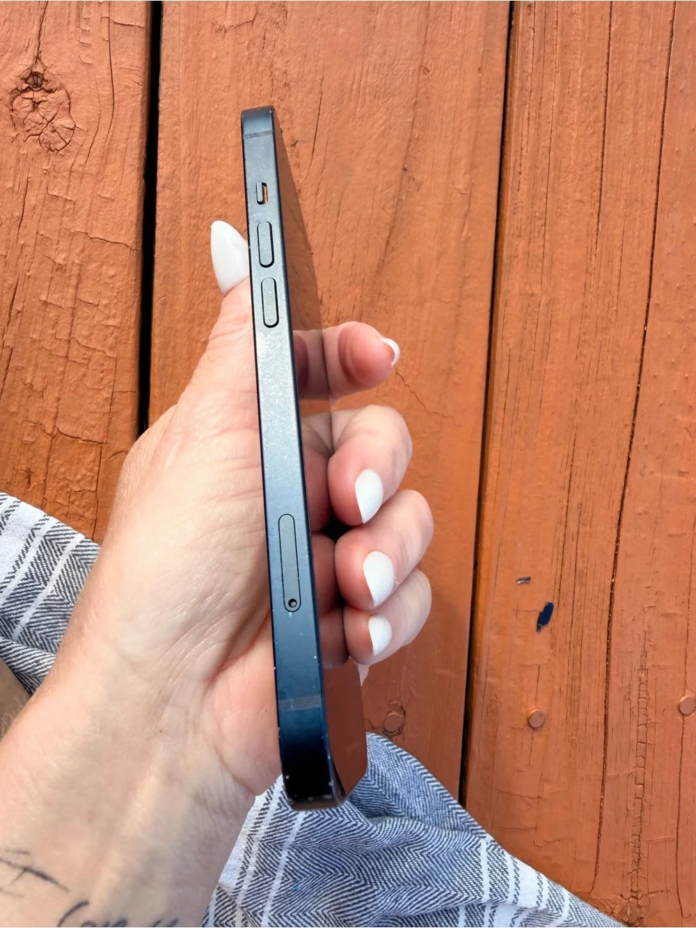 Apple iPhone 13 128GB Midnight AT&T Locked